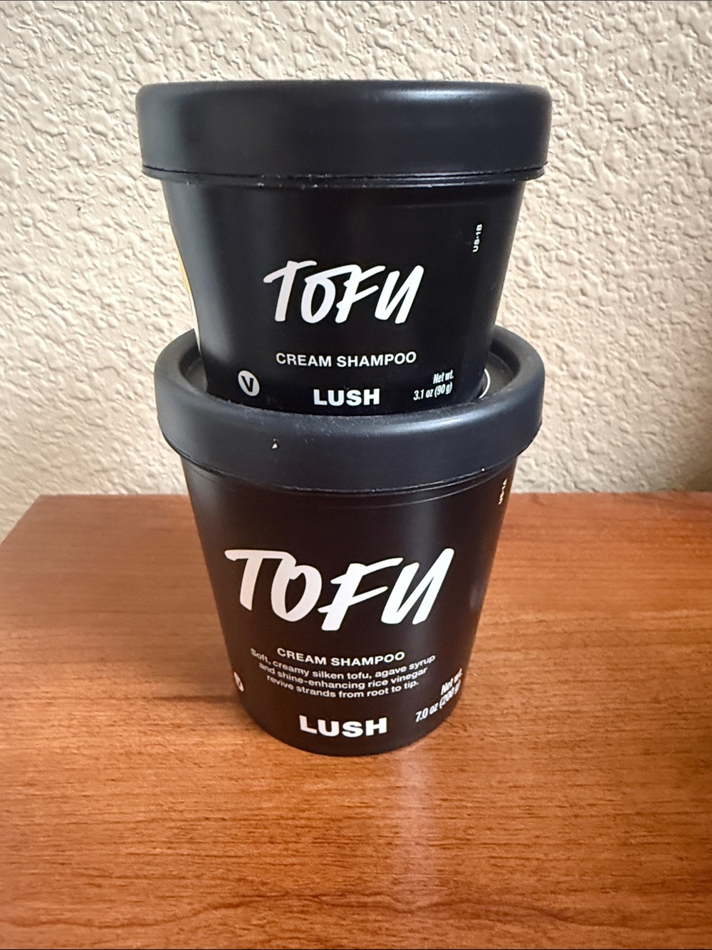 Lush soft, creamy silkon TOFU Cream Shampoo - Black recyclable containers.